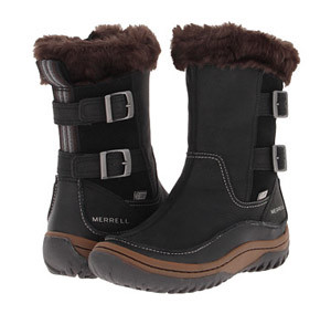 Stylish Travel Girl's Holiday Gift List: Merrell Decora Chant fur-lined winter hiking and everyday zip-up boot || http://bit.ly/1NyXgzi